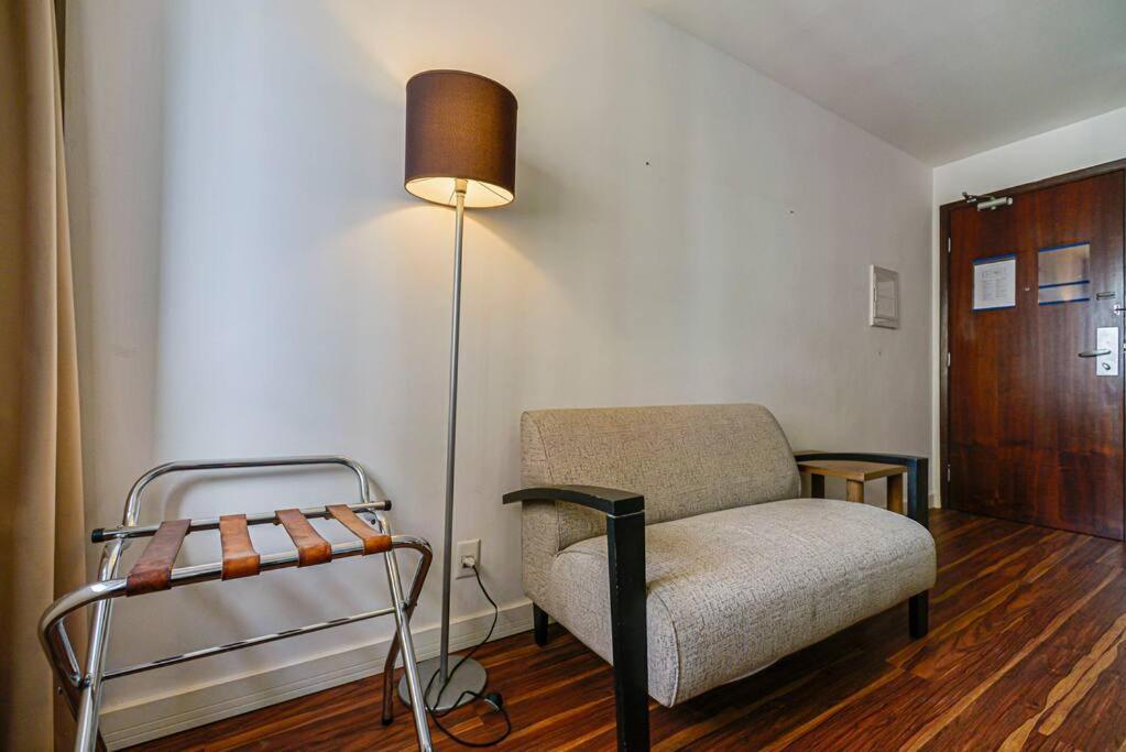 Bhomy Jardins 1 Quadra Da Av Paulista No1709 Hotell São Paulo Exteriör bild